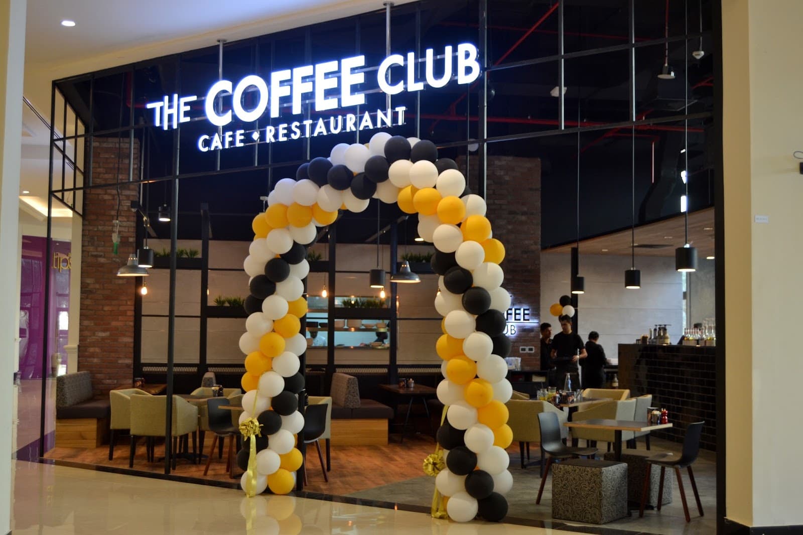 Free Birthday Dessert at The Coffee Club
